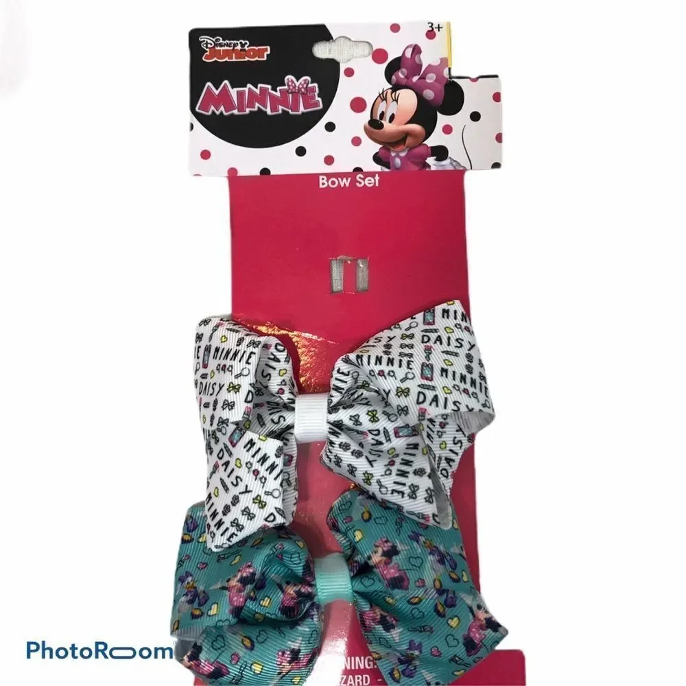 Lot of‎ Nine Brand New Minnie Mouse Clip Bows
